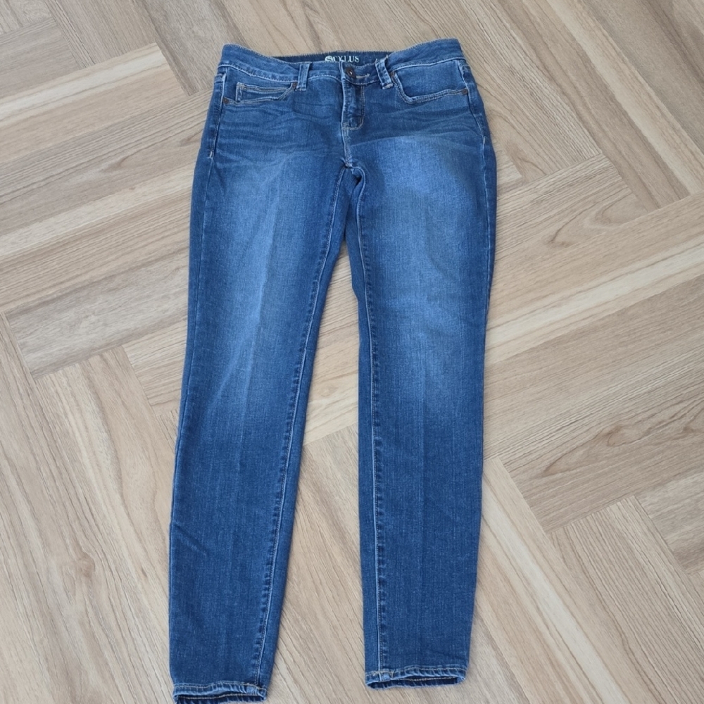 STYLUS Women's Dark Blue Skinny Jeans Size 2